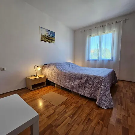 Apartment Lola